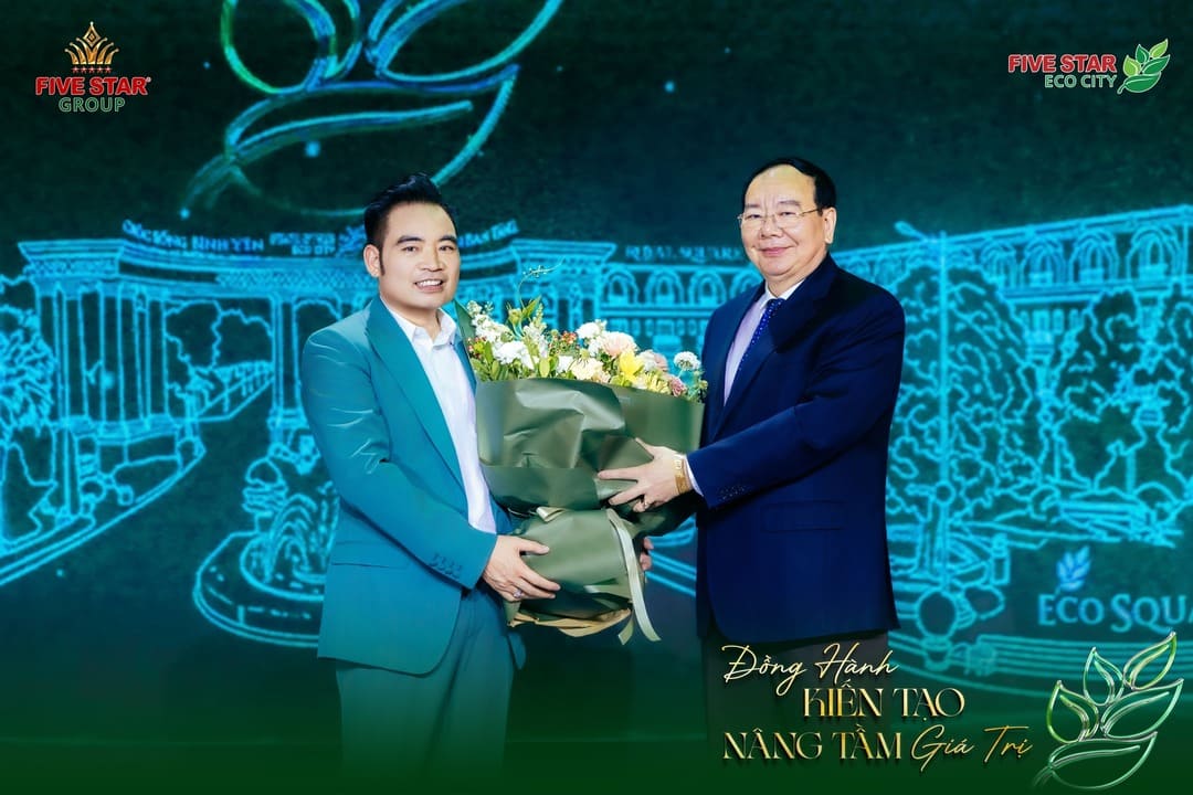 Không gian sống xanh và hồ điều hòa tại Five Star Eco City