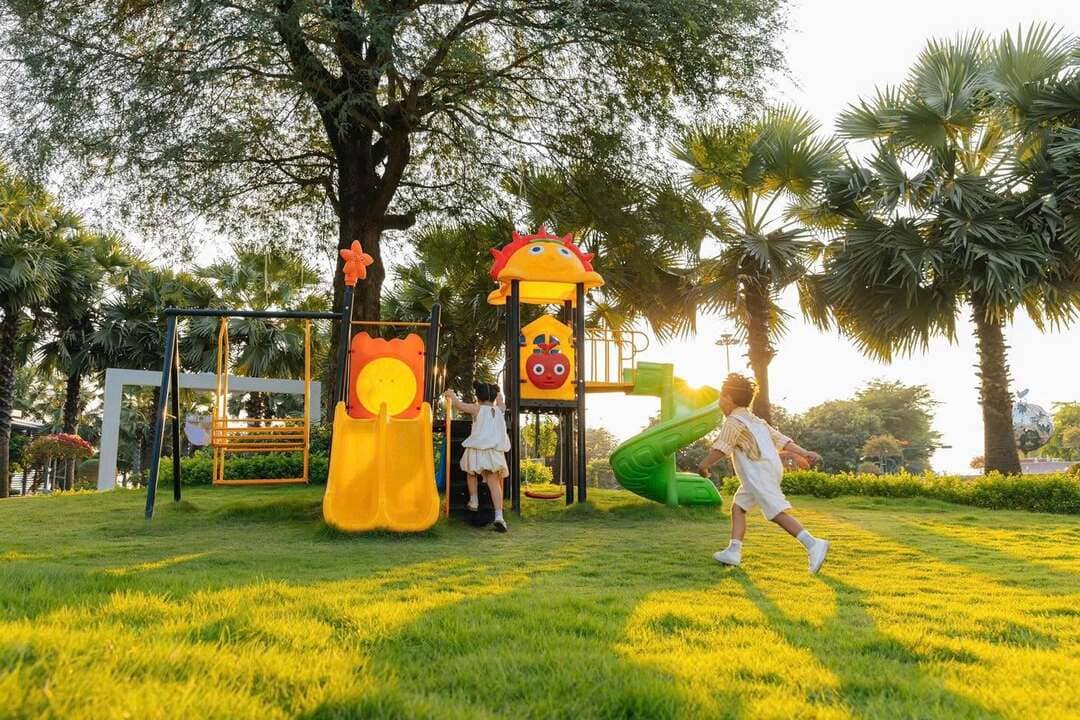 Hoạt động thể chất ngoài trời bổ ích giúp các cư dân nhí phát triển toàn diện