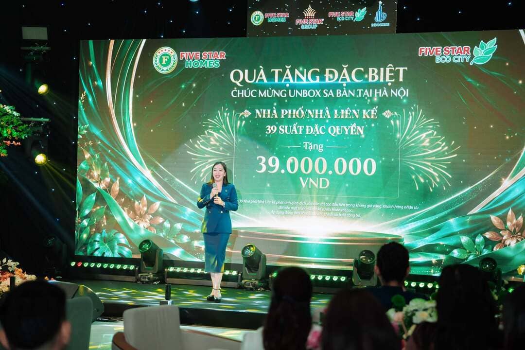 Nhiều hợp đồng đặt chỗ phân khu hoàng gia được giao dịch thành công ngay tại sự kiện
